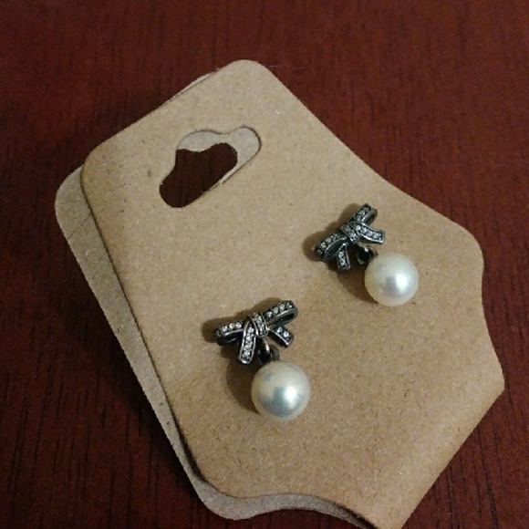 Pandora Bow And Pearl Earrings 
